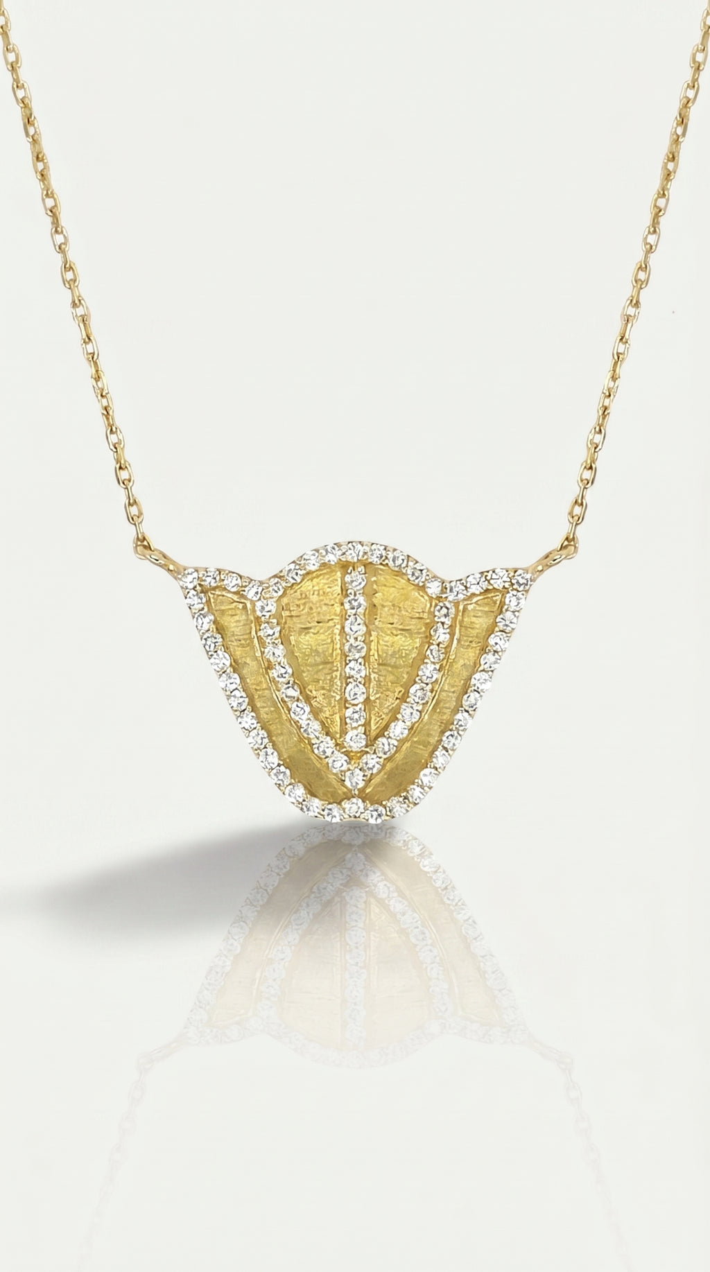 Hikayati Flower Necklace