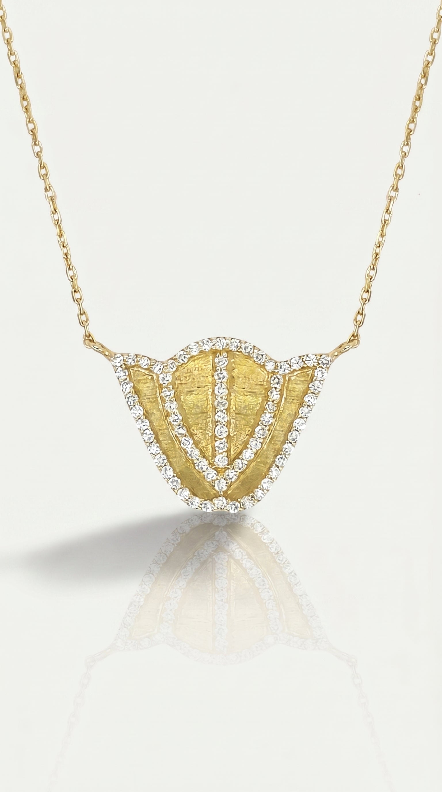 Hikayati Flower Necklace