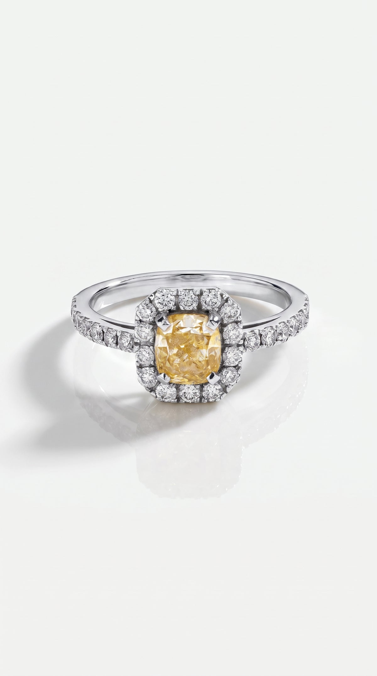 Fiko Fancy Cushion Solitaire