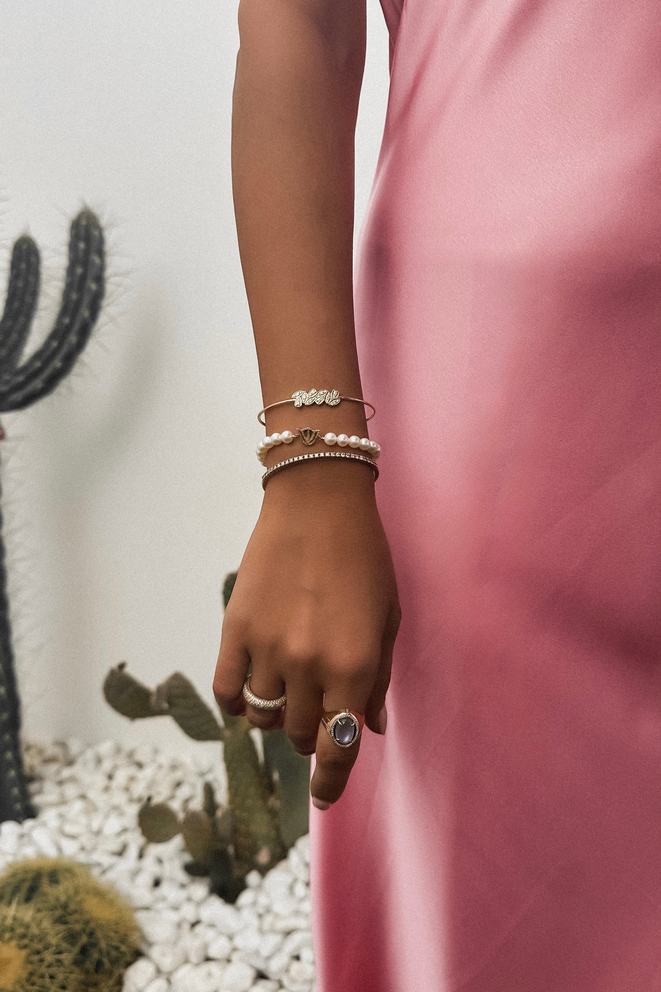 HIkayati Pearl Diamond Bracelet
