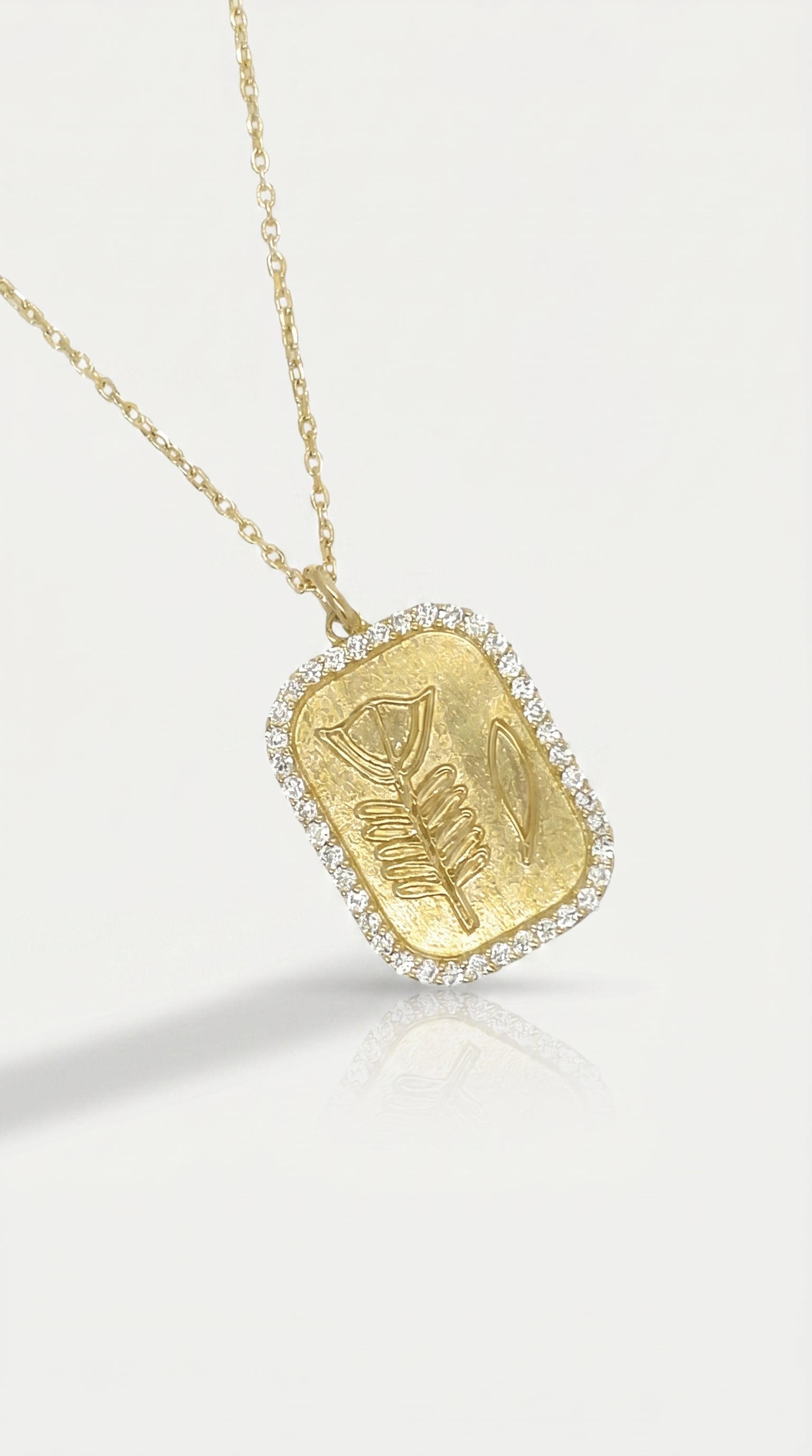 Hikayati Medallion Pendant