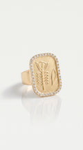 Hikayati Medallion Ring
