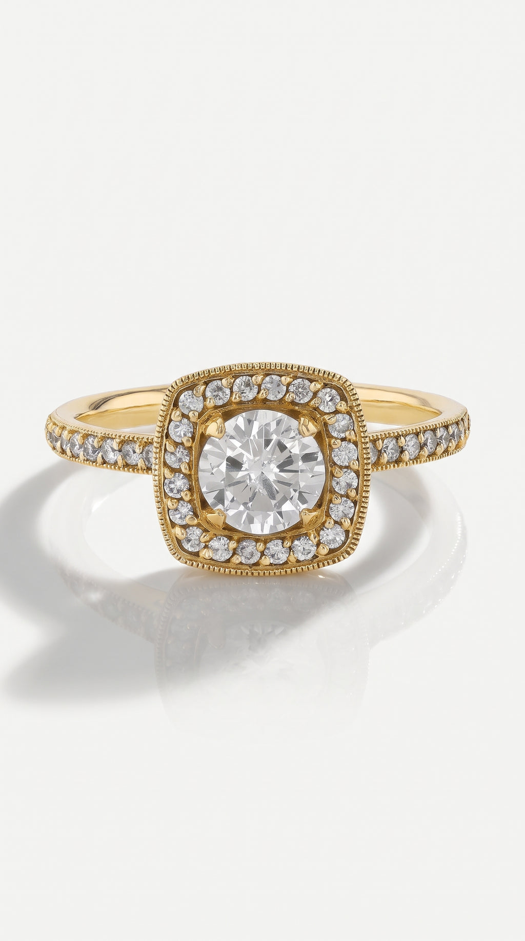 Nada Vintage Round Solitaire