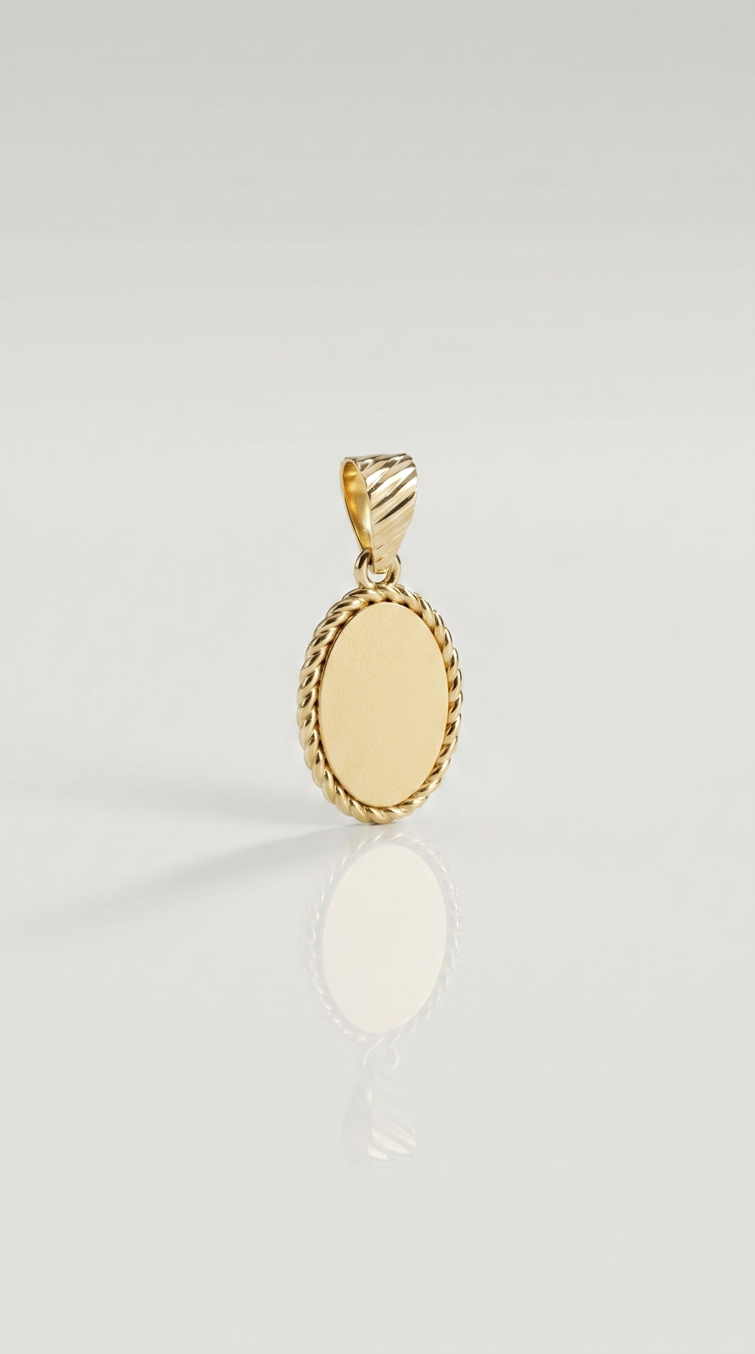 Vintage Oval Pendant