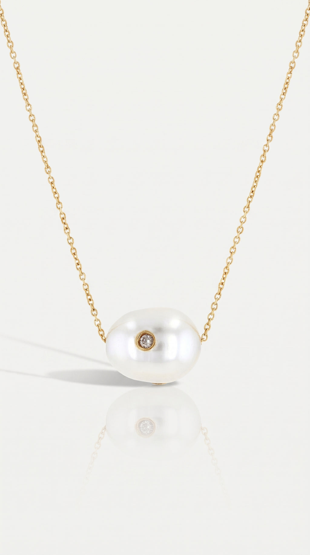 Pearl Diamond Flake Pendant