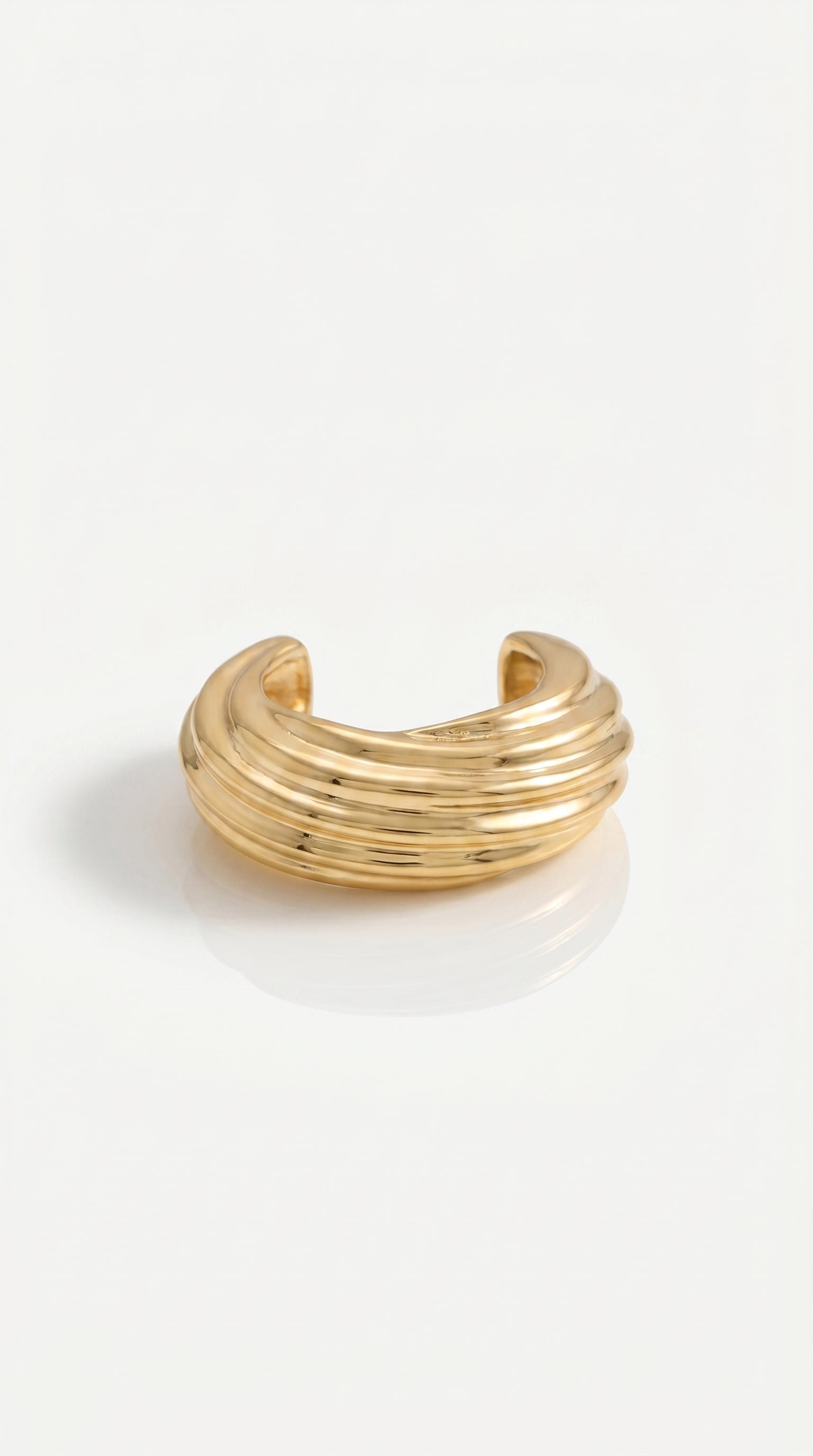 Gold Brushed Earcuff